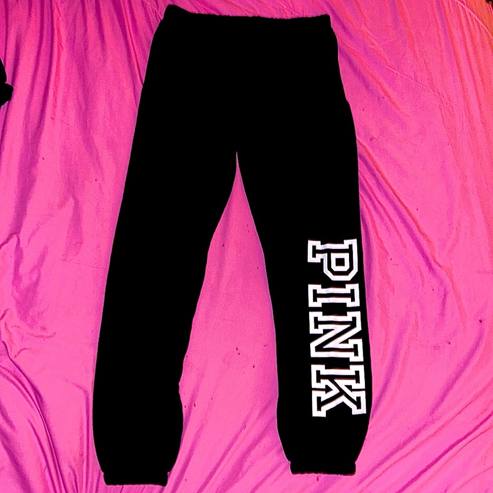 SALE 🏷️ PINK Victorias Secret Black Logo Joggers Size Small 🩷